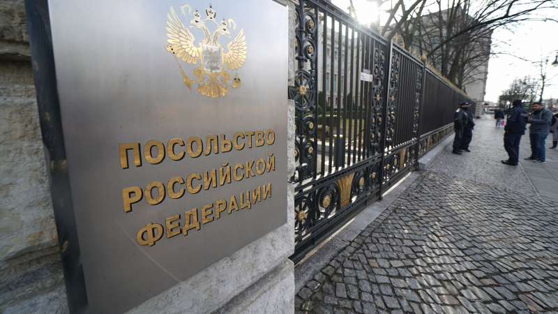 В ФРГ пригрозили выдворить посла России с мероприятий к 80-летию Победы