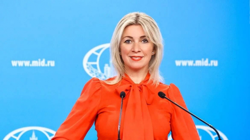 Захарова ответила анекдотом на слова Маска о финансировании ООН