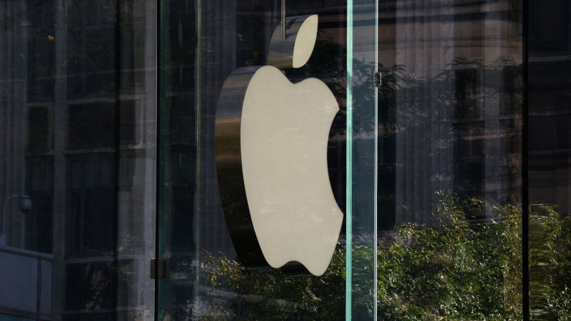 Apple может рассмотреть возвращение на российский рынок, считает эксперт